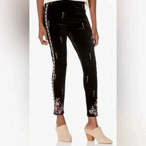 Johnny Was Workshop Black‎ Velvet Embroidered Pull-On Leggings Size XS
